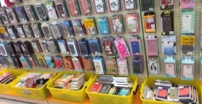 Cơ Hội và Thách Thức Khi Kinh Doanh Phụ Kiện Điện Thoại Tại Việt Nam