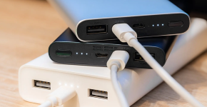 Nhập Sỉ Sạc Dự Phòng: Bí Quyết Kinh Doanh Lợi Nhuận Cho Chủ Shop